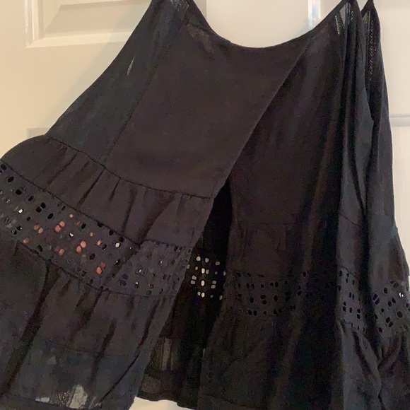 Peplum Tank Top - Picture 3 of 5